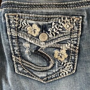 Silver Suki mid Capri w28/l 23